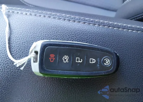 2019 Ford Escape Se z USA, uszkodzony, nr VIN 1FMCU0GDXKUB21815